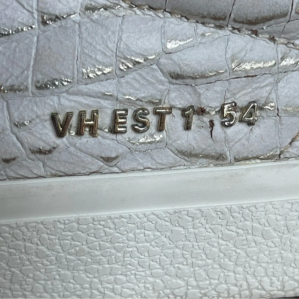 Vintage Havana Flair Sneakers Off-White/Gold Croc Size 7.5